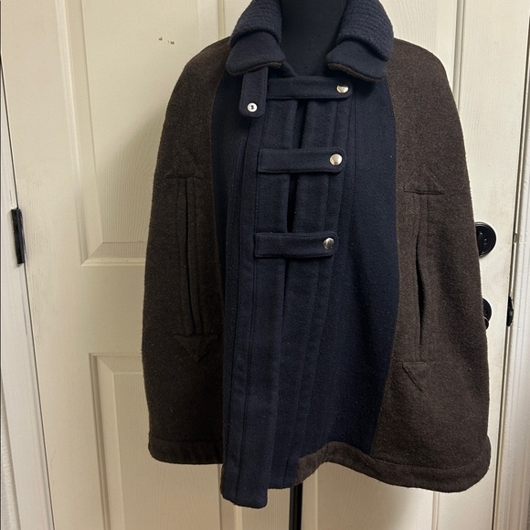PLAN C Brown Wool and Cashmere Cape, Size 40, Medium, Made in Italy. EUC - Picture 8 of 11